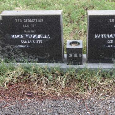 CRONJÉ Marthinus Christoffel 1920-1974 &amp; Maria Petronella 1932-