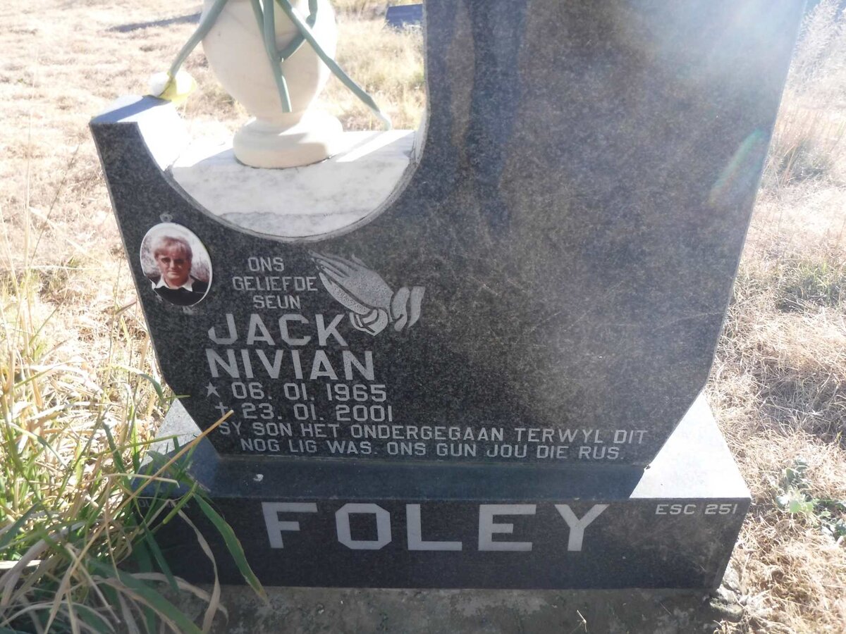 FOLEY Jack Nivian 1965-2001