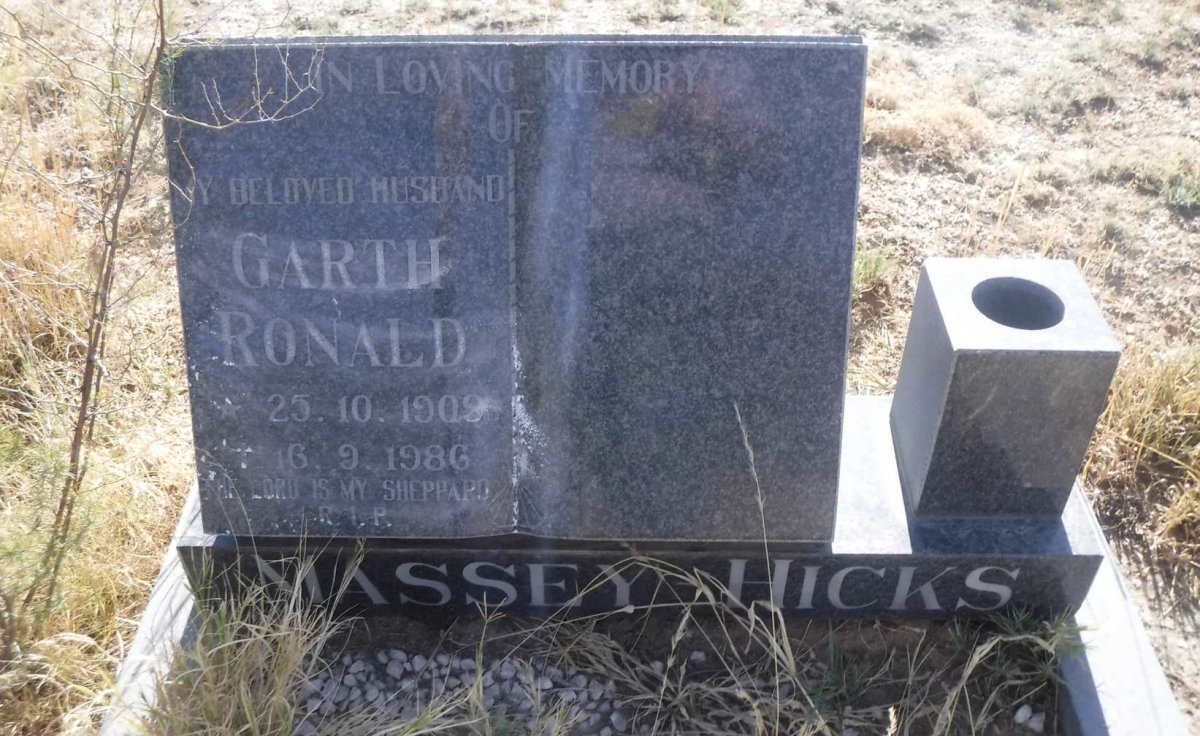 HICKS Garth Ronald, MASSEY 1909-1986