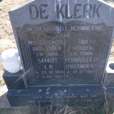 KLERK Samuel I.P., de 1918-1997 &amp; Petronella D. PRETORIUS 1919-