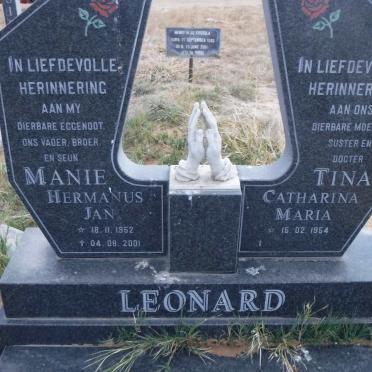 LEONARD Hermanus Jan 1952-2001 &amp; Catharina Maria 1954-