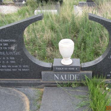NAUDE Jeremiah Daniel 1918-1980 &amp; Elzabe LUITJE 1921-1982