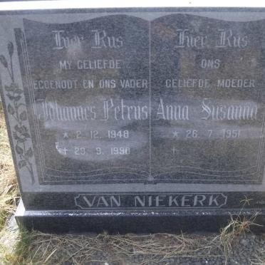 NIEKERK Johannes Petrus, van 1948-1990 &amp; Anna Susanna 1951-