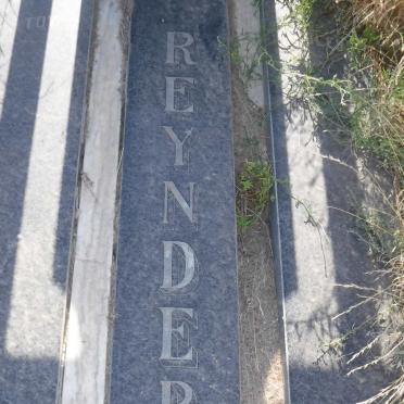 REYNDERS Cornelia Magrita nee CARELSEN 1958-1987