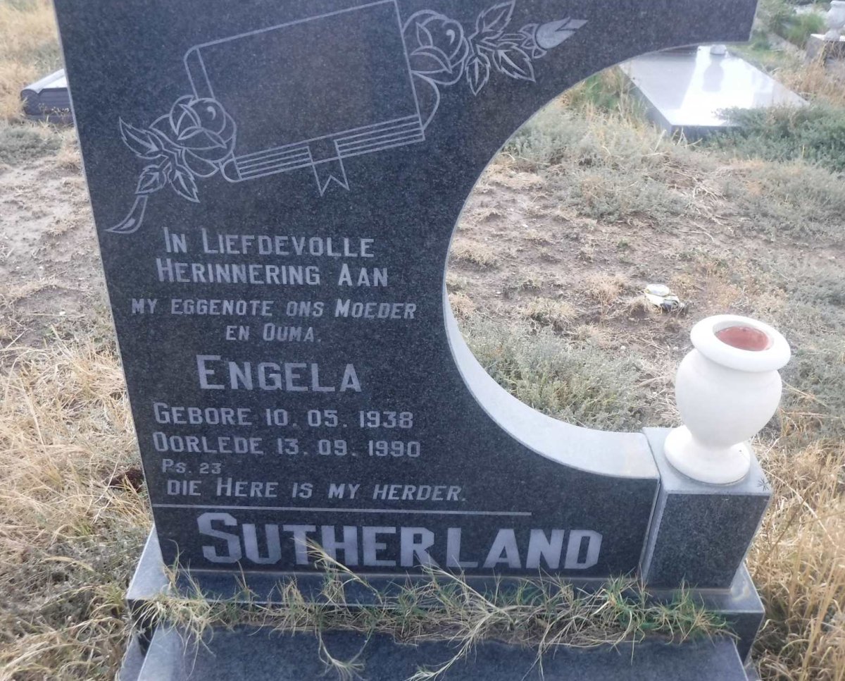 SUTHERLAND Engela 1938-1990