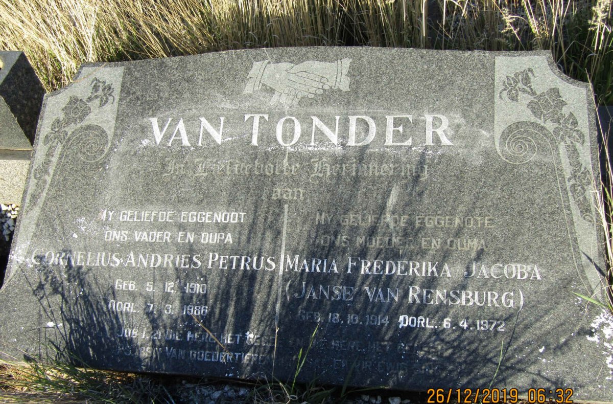 TONDER Cornelius Andries Petrus, van 1920-1986 &amp; Maria Frederika Jacoba JANSE VAN RENSBURG 1914-1972