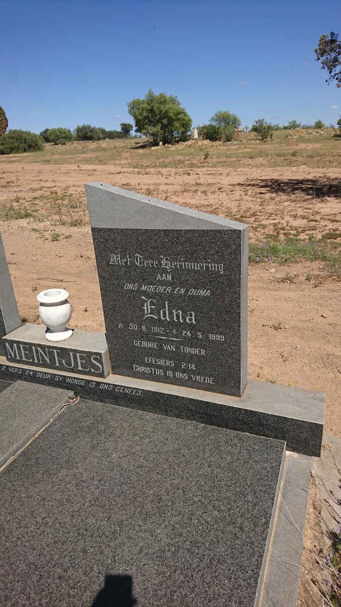 MEINTJES Albert 1904-1981 &amp; Edna 1912-1999