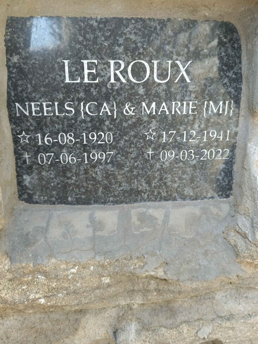 ROUX C.A., le 1920-1997 & M.J. 1941-2022