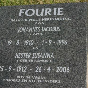 FOURIE Johannes Jacobus 1910-1996 &amp; Hester Susanna ERASMUS 1912-2006