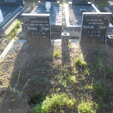 NAUDE Henning 1909-1981 &amp; Gertruida 1911-1990