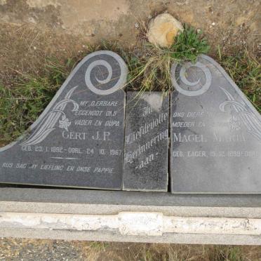 TONDER Gert J.P., van 1892-1967 & Magel Maria EAGER 1899-_2