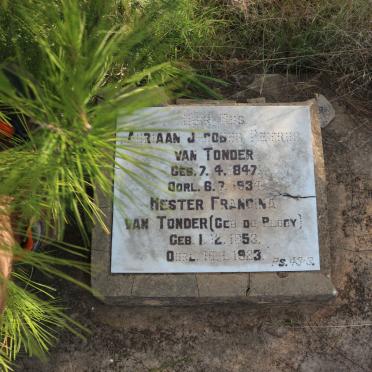 TONDER Adriaan Jacobus Petrus, van 1847-1934 &amp; Hester Francina DU PLOOY 1853-1923