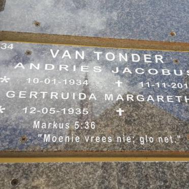 TONDER Andries Jacobus, van 1934-2011 &amp; Gertruida Margaretha 1935-