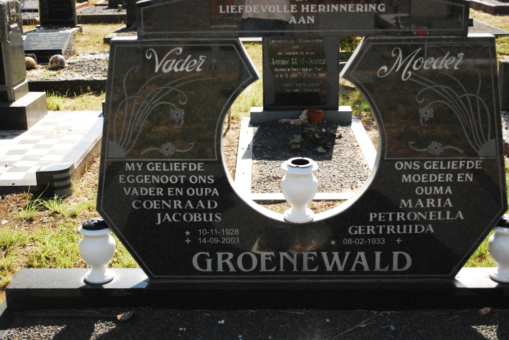 GROENEWALD Coenraad Jacobus 1928-2003 &amp; Maria Petronella Gertruida 1933-
