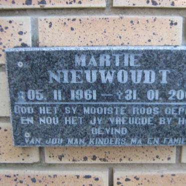 NIEUWOUDT Martie 1961-2007