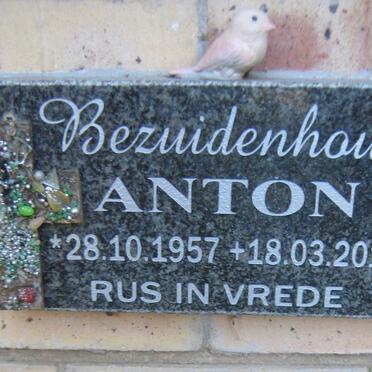 BEZUIDENHOUT Anton 1957-2013