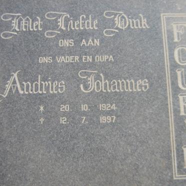 FOURIE Andries Johannes 1924-1997 &amp; Hester S.M. RETIEF 1922-1989