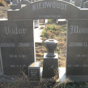NIEUWOUDT Abraham Johannes 1887-1974 &amp; Johanna Elizabeth VAN ZYL  1890-1980