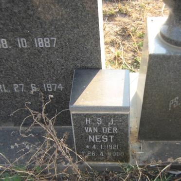 NIEUWOUDT :: VAN ZYL :: VAN DER NEST :: SAUNDERS