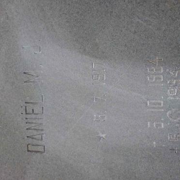 BERG Daniel M.J., van den 1917-1984 &amp; Magdalena J. OLIVIER 1911-1985