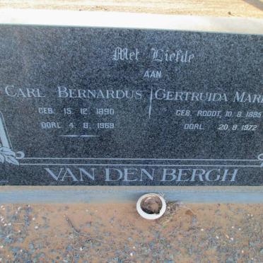 BERG Carl Bernardus, van den 1890-1969 &amp; Gertruida Maria J. ROODT 1895-1972