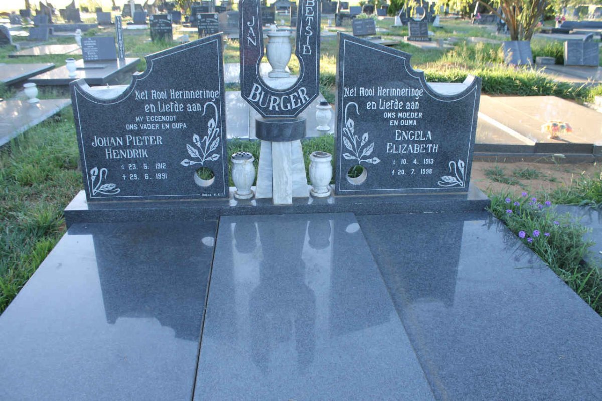 BURGER Johan Pieter Hendrik 1912-1991 &amp; Engela Elizabeth 1913-1998