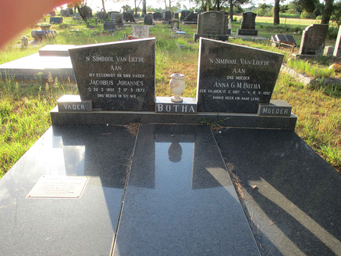 BOTHA Jacobus Johannes 1886-1972 &amp; Anna G.M. VILJOEN 1907-1992 :: BOTHA Dirk Hermanus 1915-1993