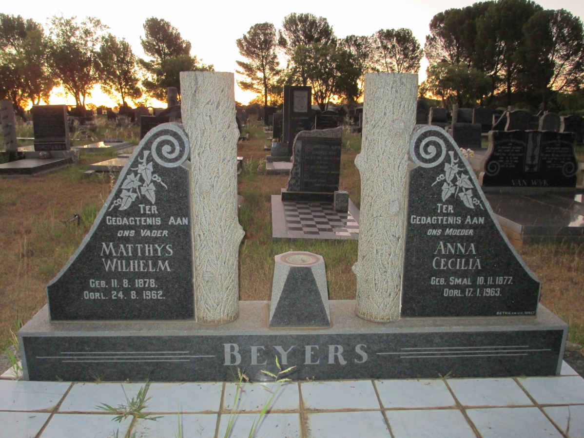 BEYERS Matthys Wilhelm 1878-1962 &amp; Anna Cecilia SMAL 1877-1963