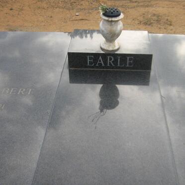 EARLE Pieter Albert 1921-2009 &amp; Dirkie Johanna 1922-2001