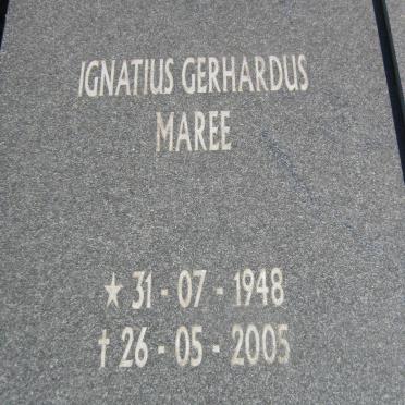 FOULDS Ignatius Gerhardus Maree 1948-2005 &amp; Helena Christina Jacoba CRONJE 1950-