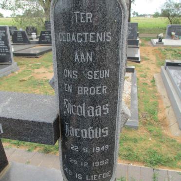 WET Nicolaas Jacobus, de 1949-1982