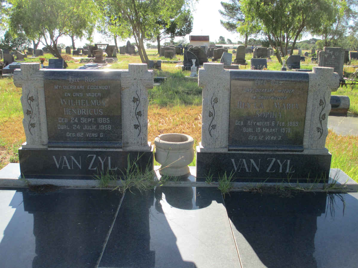 ZYL Wilhelmus Hendricus, van 1885-1958 &amp; Heyla Maria Sophia REYNDERS 1889-1978