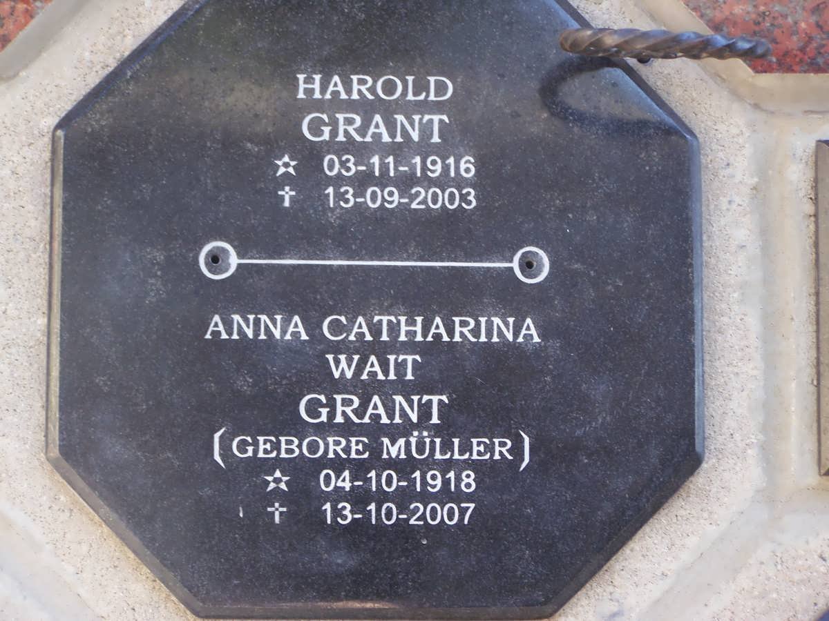 GRANT Harold 1916-2003 &amp; Anna Catharina Wait MULLER 1918-2007