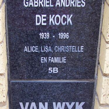 KOCK de :: VAN WYK