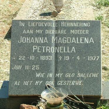 ? Johanna Magdalena Petronella 1893-1977
