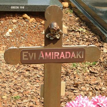 AMIRADAKI Evi