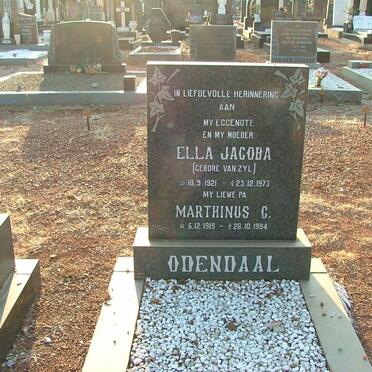 ODENDAAL Marthinus C. 1919-1994 &amp; Ella Jacoba VAN ZYL 1921-1973