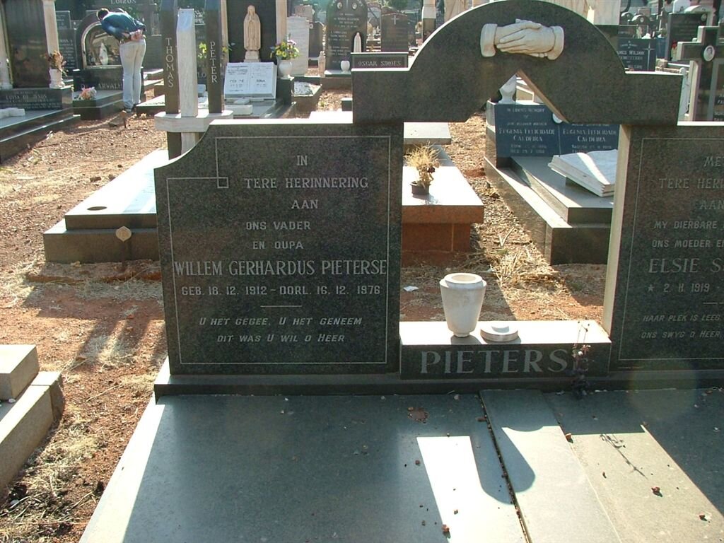 PIETERSE Willem Gerhardus 1912-1976 &amp; Elsie Susanna 1919-1973