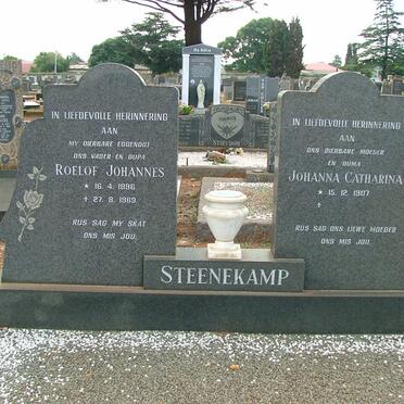 STEENEKAMP Roelof Johannes 1896-1969 &amp; Johanna Catharina 1907-