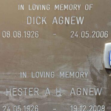 AGNEW Dick 1926-2006 &amp; Hester A.H. 1926-2008