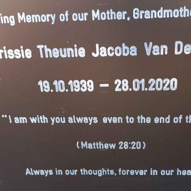 BERG Chrissie Theunie Jacoba, van den 1939-2020