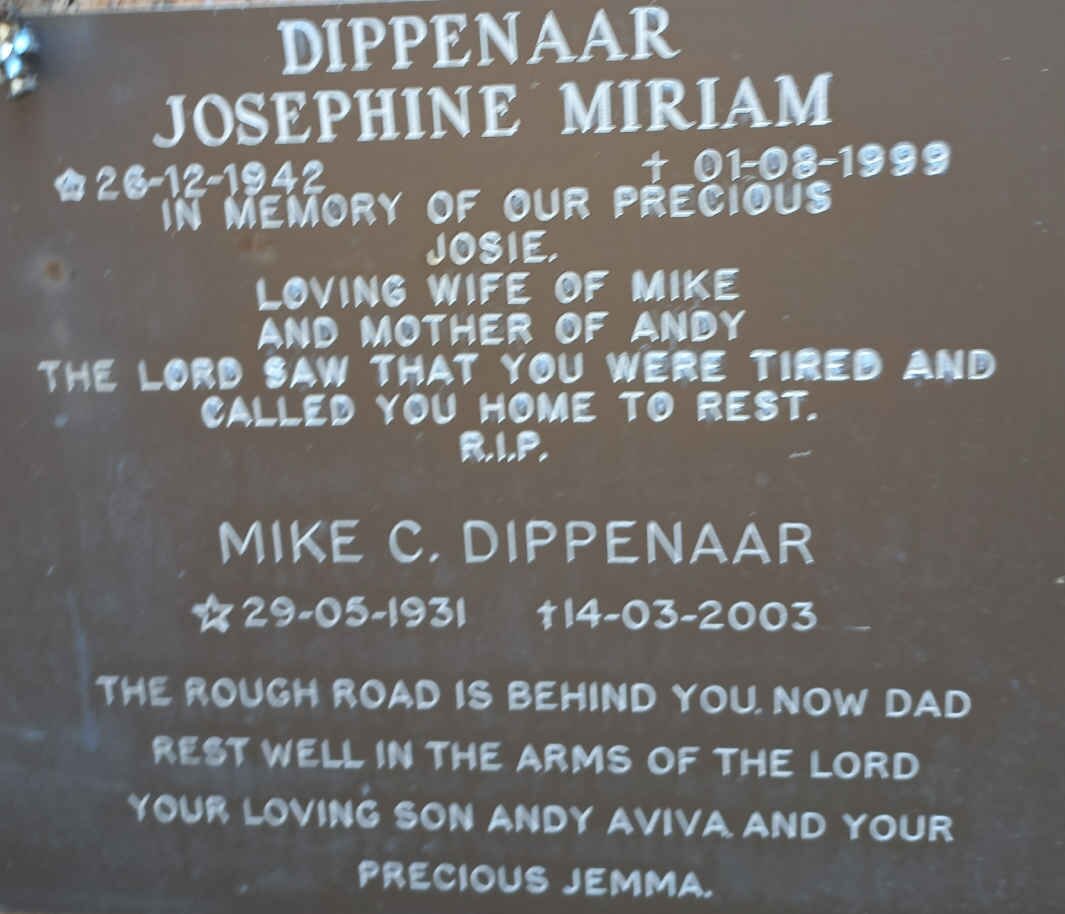 DIPPENAAR Mike C. 1931-2003 &amp; Josephine Miriam 1942-1999