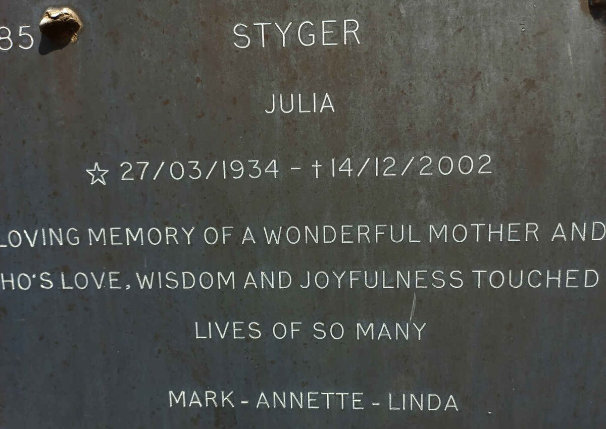 STYGER Julia 1934-2002