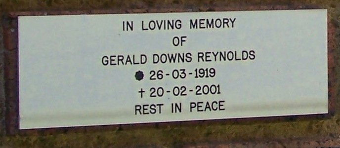 REYNOLDS Gerald Downs 1919-2001