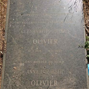 OLIVIER Gert Andries Jacobus 1918-1983 &amp; Anna Elizabeth 1922-2007