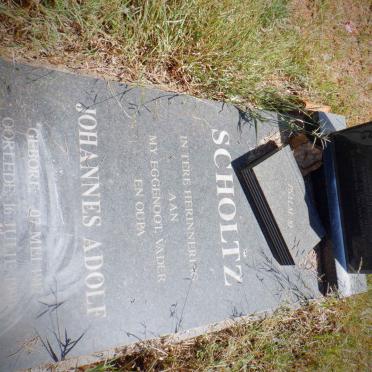 SCHOLTZ Johannes Adolf 1917-1999 &amp; Elizabeth Magdalena formerly ROTHMAN nee FOURIE 1920-2010