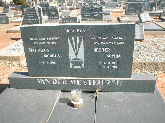 WESTHUIZEN Mattheus Jacobus, van der 1906-? &amp; Hester Sophia 1909-1982