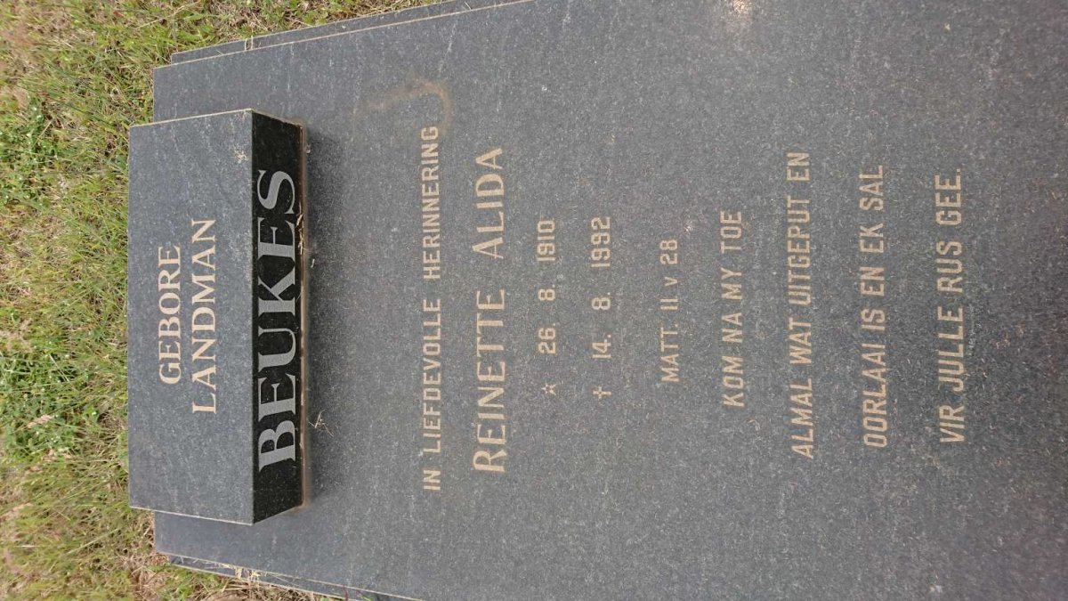 BEUKES Reinette Alida nee LANDMAN 1910-1992