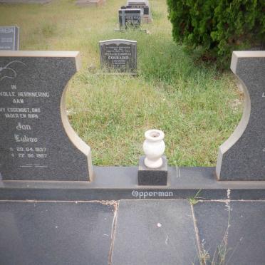 OPPERMAN Jan Lukas 1937-1997 &amp; Yvonne Lorraine 1940-