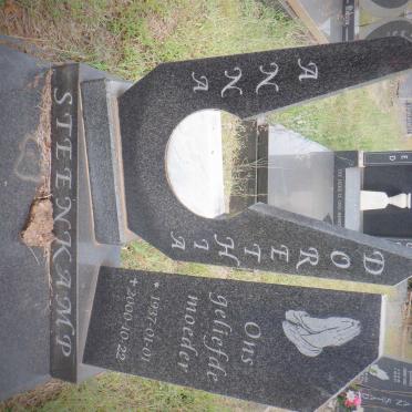 STEENKAMP Anna Dorethia 1937-2000
